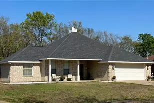 503 E Kaufman St, Mabank, TX 75147 - Photo 1