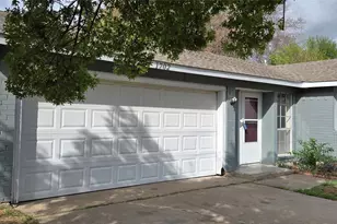 1702 Pisces St, Grand Prairie, TX 75051 - Photo 2