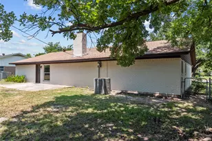 2008 Maplewood Dr, Gainesville, TX 76240 - Photo 30