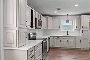 2008 Maplewood Dr, Gainesville, TX 76240 - Photo 10
