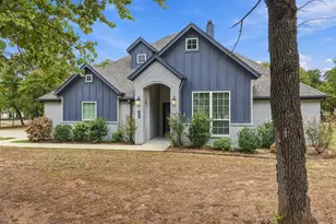 350 Timbers Cir, Poolville, TX 76487 - Photo 2