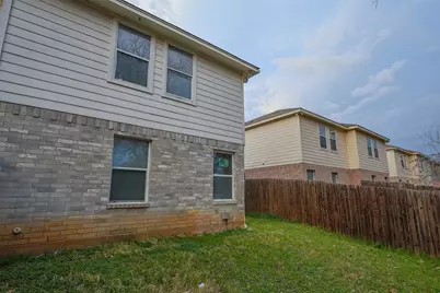 1208 Village Garden Drive, Azle, TX 76020 - Photo 4