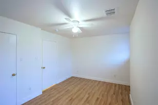 1208 Village Garden Dr, Azle, TX 76020 - Photo 16