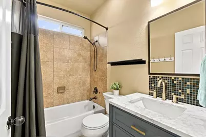 632 Montgomery Drive, Lake Dallas, TX 75065 - Photo 24