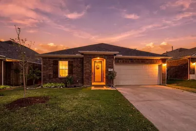 632 Montgomery Drive, Lake Dallas, TX 75065 - Photo 4