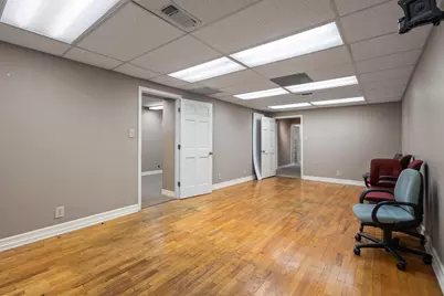 111 S Travis Street, Sherman, TX 75090 - Photo 24