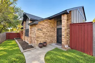1527 Hancock Dr, Mesquite, TX 75149 - Photo 2