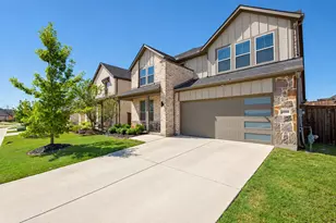 10208 Hanks Creek Rd, Fort Worth, TX 76126 - Photo 2