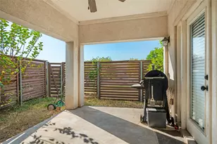 1906 Malone Cliff View, Dallas, TX 75208 - Photo 10