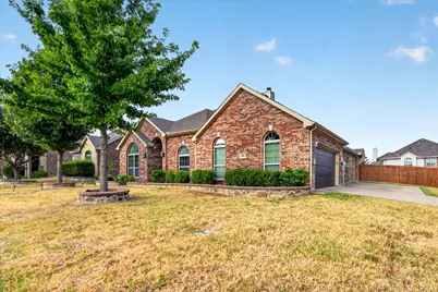 902 Nikki Drive, Cedar Hill, TX 75104 - Photo 2