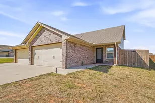 903 Dart Ct, Granbury, TX 76049 - Photo 20