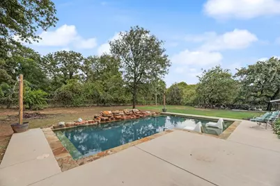 22 Spring Oaks Road, Burleson, TX 76028 - Photo 32