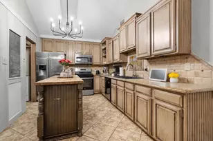 3700 Verlaine Dr, Carrollton, TX 75007 - Photo 14