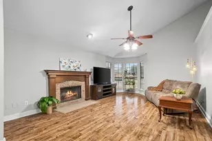 3700 Verlaine Dr, Carrollton, TX 75007 - Photo 8