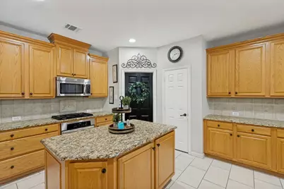10422 Whispering Pines Drive, Frisco, TX 75033 - Photo 14