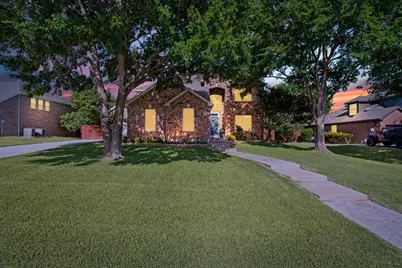 10422 Whispering Pines Drive, Frisco, TX 75033 - Photo 2