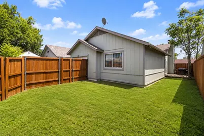 10319 Waterbury Drive, Dallas, TX 75217 - Photo 12