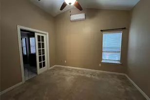 911 Gaynor Ave, Duncanville, TX 75137 - Photo 10