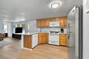 512 Mill Creek Resort Rd, Pottsboro, TX 75076 - Photo 10