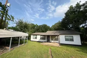 325 County Rd 1768, Clifton, TX 76634 - Photo 2