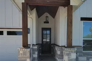3207 NW 30th St, Fort Worth, TX 76106 - Photo 2