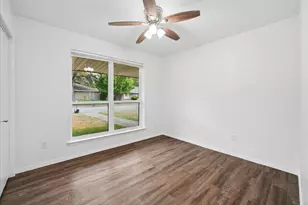 236 Charles St, DeSoto, TX 75115 - Photo 20