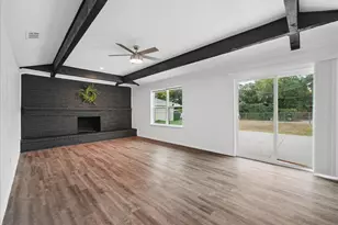 236 Charles St, DeSoto, TX 75115 - Photo 6
