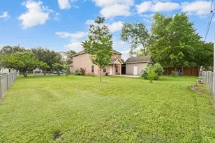 10015 Santa Garza Dr, Dallas, TX 75228 - Photo 36