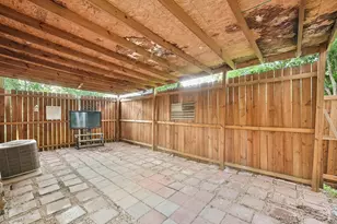 10015 Santa Garza Dr, Dallas, TX 75228 - Photo 32