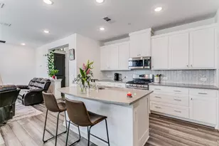 2744 Parkview Pl, Lewisville, TX 75067 - Photo 8