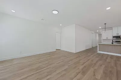 1340 Elmwood Avenue, Fort Worth, TX 76104 - Photo 6