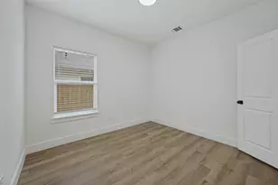 1340 Elmwood Ave, Fort Worth, TX 76104 - Photo 14