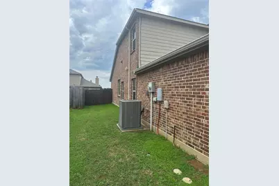 8404 Sioux Trail, Aubrey, TX 76227 - Photo 4
