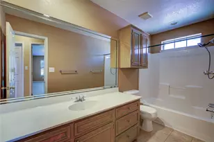 6910 Sayle St, Greenville, TX 75402 - Photo 16