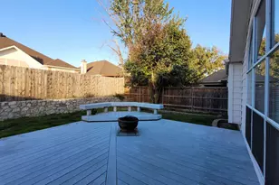 4609 Parkview Ln, Fort Worth, TX 76137 - Photo 6