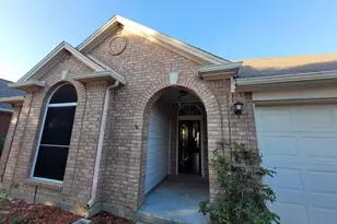 4609 Parkview Ln, Fort Worth, TX 76137 - Photo 1