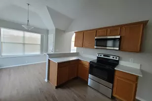 4609 Parkview Ln, Fort Worth, TX 76137 - Photo 8