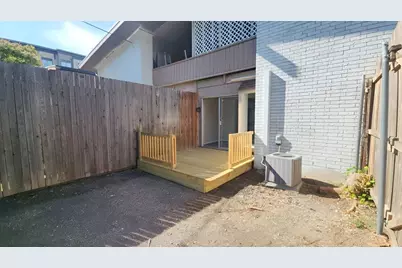 2627 Douglas Avenue #121, Dallas, TX 75219 - Photo 18