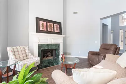 909 Hills Creek Drive, McKinney, TX 75072 - Photo 6