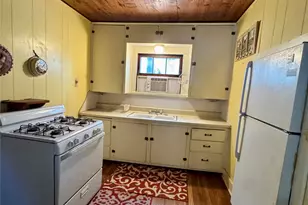 103 S Center St, Bonham, TX 75418 - Photo 14