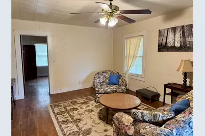 103 S Center Street, Bonham, TX 75418 - Photo 4
