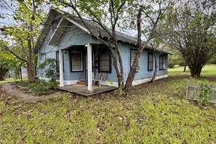 103 S Center St, Bonham, TX 75418 - Photo 2