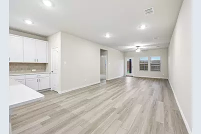 103 Decoursey Drive, Princeton, TX 75071 - Photo 10