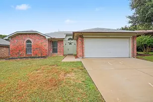 8237 Lara Ln, Watauga, TX 76148 - Photo 1