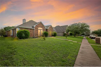 5608 Manchester Drive, Richardson, TX 75082 - Photo 2