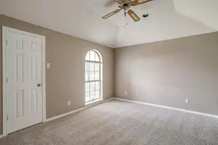 9017 Rodeo Dr, Irving, TX 75063 - Photo 24
