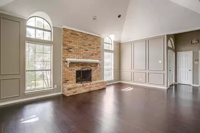 9017 Rodeo Drive, Irving, TX 75063 - Photo 2