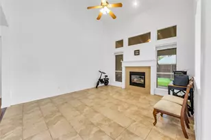 8305 Bartley Cir, Plano, TX 75025 - Photo 20