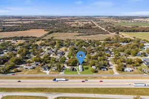 101 3rd St, Valley View, TX 76272 - Photo 32
