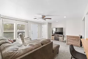 101 3rd St, Valley View, TX 76272 - Photo 4